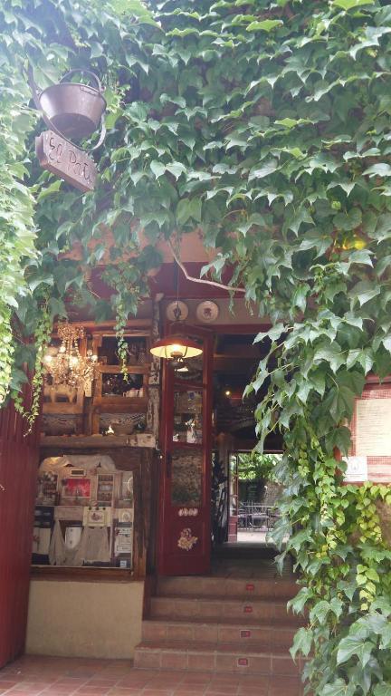 פרטלדה Hotel Restaurant El Pati מראה חיצוני תמונה