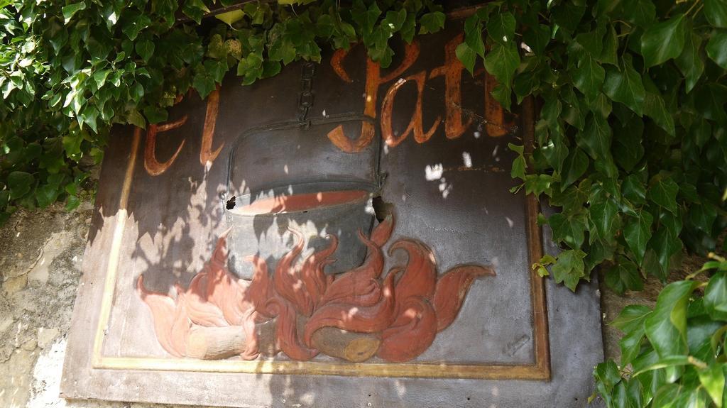 פרטלדה Hotel Restaurant El Pati מראה חיצוני תמונה